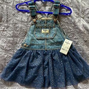 NWT OshKosh skirtall 12-18M